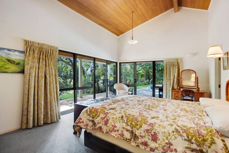 Photo of property in 49 Riddell Road, Kerikeri, 0230