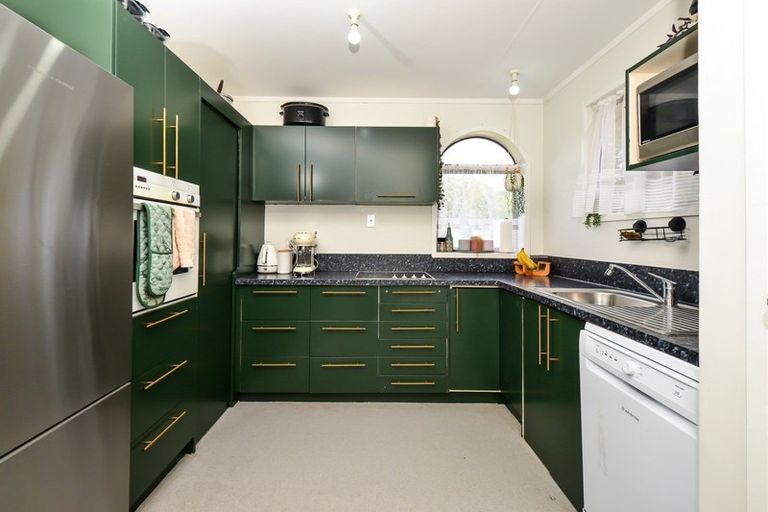 Photo of property in 24 Sapphire Place, Chartwell, Hamilton, 3210