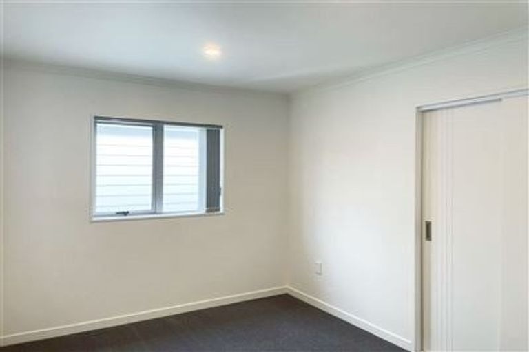 Photo of property in 271 Te Atatu Road, Te Atatu South, Auckland, 0610