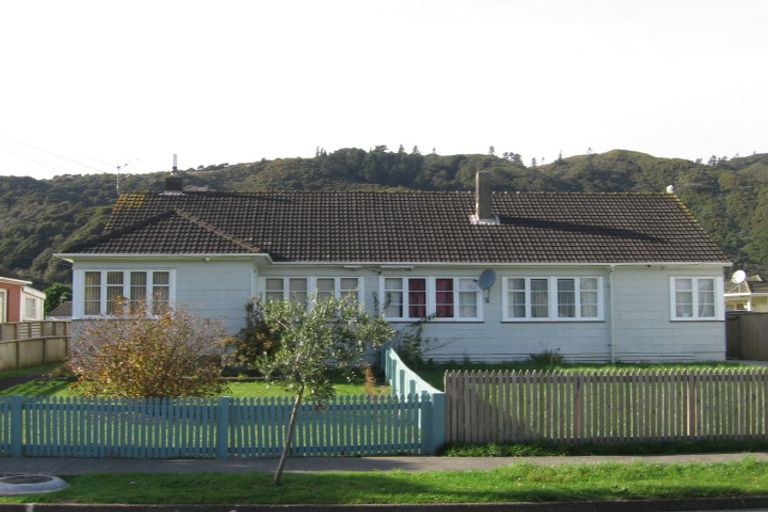 Photo of property in 18 Poole Street, Taita, Lower Hutt, 5011