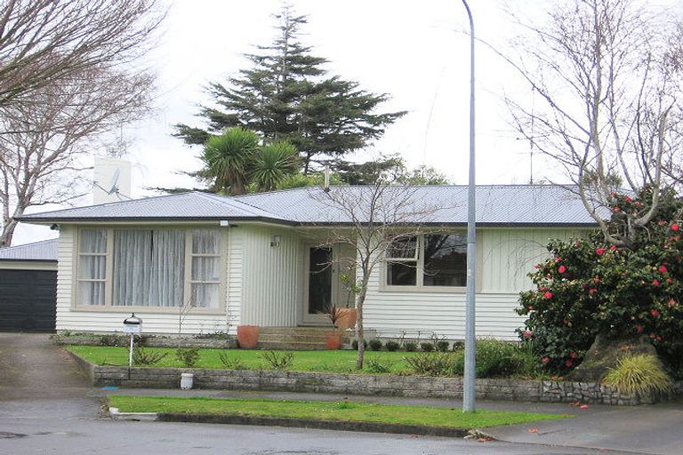 Photo of property in 25 Bond Street, Hokowhitu, Palmerston North, 4410