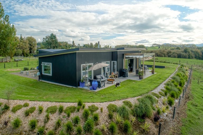 Photo of property in 421 Waikeria Road, Kihikihi, Te Awamutu, 3874