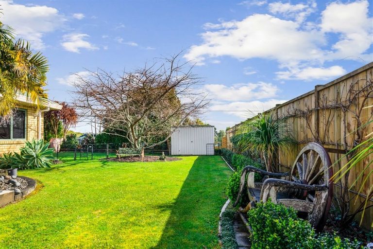 Photo of property in 65 Tapu Road, Huapai, Kumeu, 0810