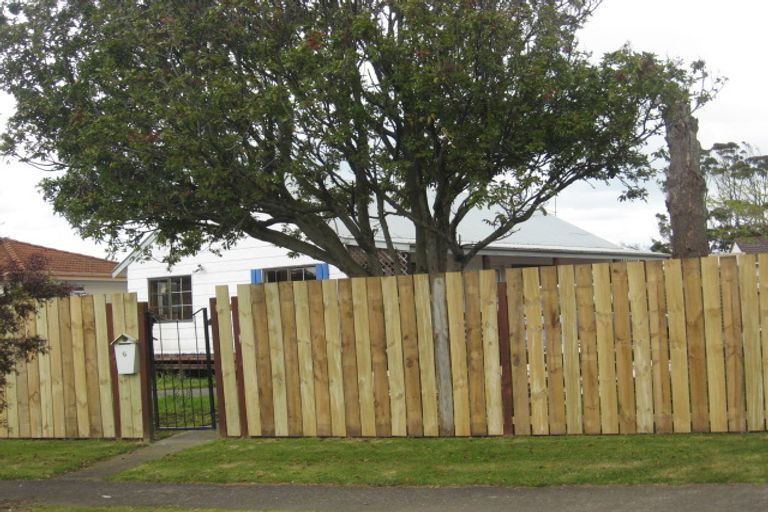 Photo of property in 6 Funnell Place, Manurewa, Auckland, 2102