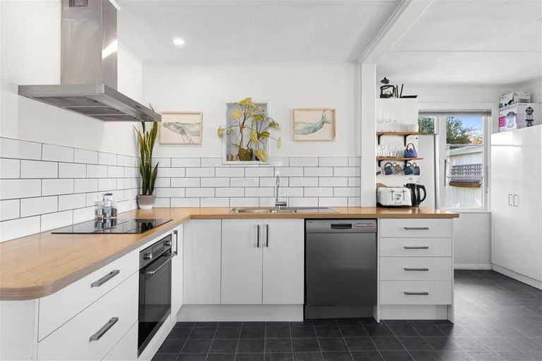 Photo of property in 23b Saxon Street, Motueka, 7120