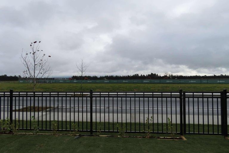 Photo of property in 26 Mcgrath Lane, Rangiora, 7400