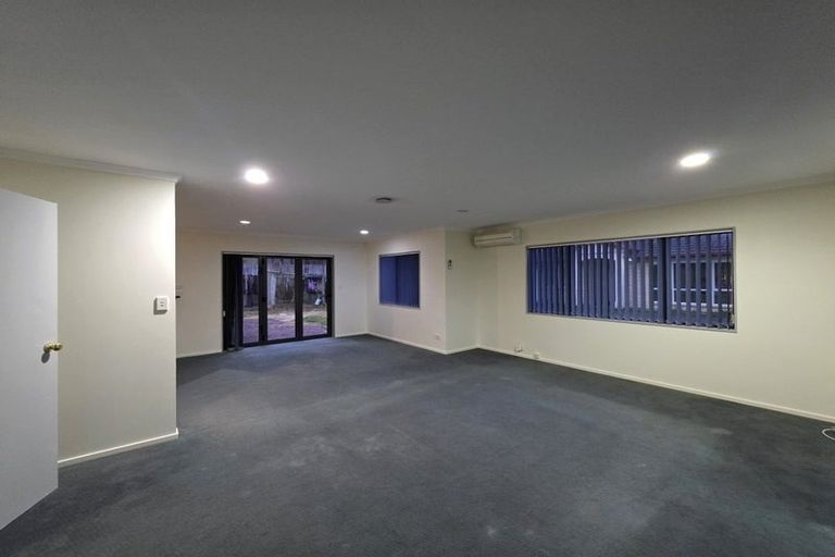 Photo of property in 58 Matene Place, Papamoa Beach, Papamoa, 3118