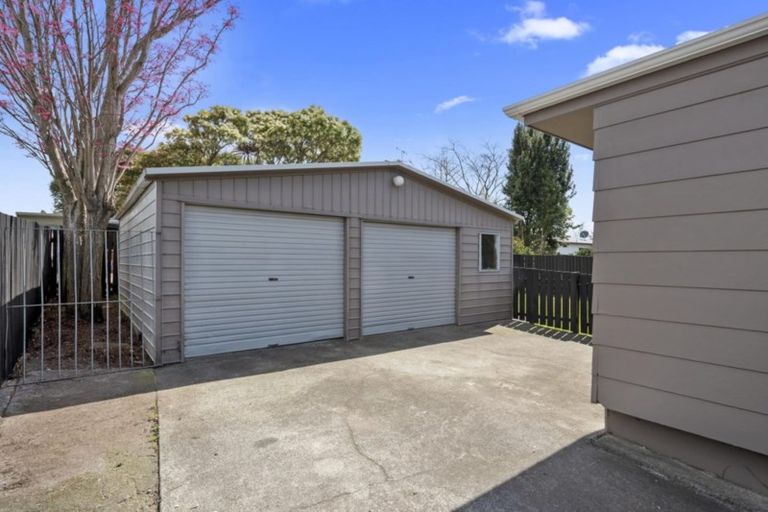 Photo of property in 17 Bayview Street, Te Puke, 3119