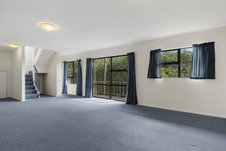 Photo of property in 5 Kauri Grove, Lansdowne, Masterton, 5810
