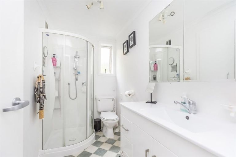 Photo of property in 23 Belvedere Road, Hataitai, Wellington, 6021