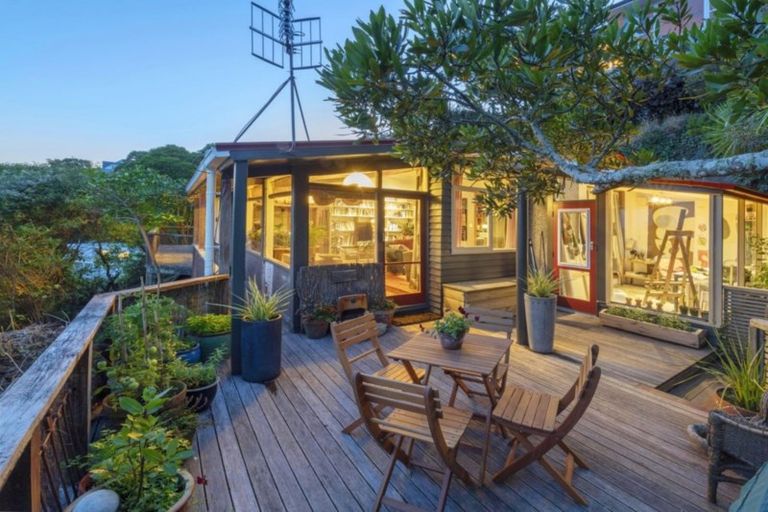 Photo of property in 18 Harrold Street, Highbury, Wellington, 6012