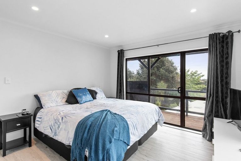 Photo of property in 4 Pine Ridge Terrace, Waikanae Beach, Waikanae, 5036