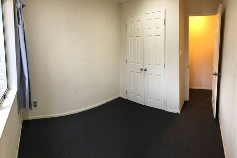 Photo of property in 26 Craigavon Drive, East Tamaki, Auckland, 2013