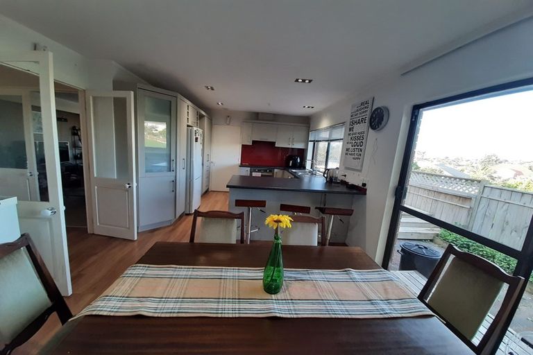 Photo of property in 90b Simmental Crescent, Somerville, Auckland, 2014