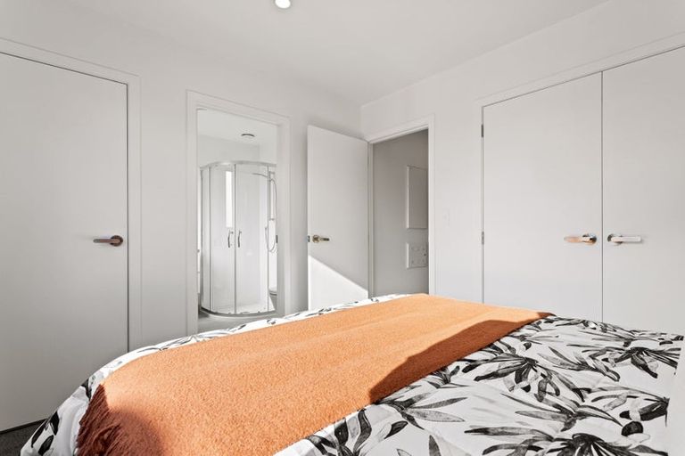 Photo of property in 29 Meg Lane, Glen Eden, Auckland, 0602