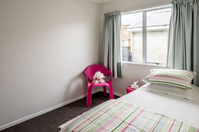 Photo of property in 305a Oxford Terrace, Avalon, Lower Hutt, 5011