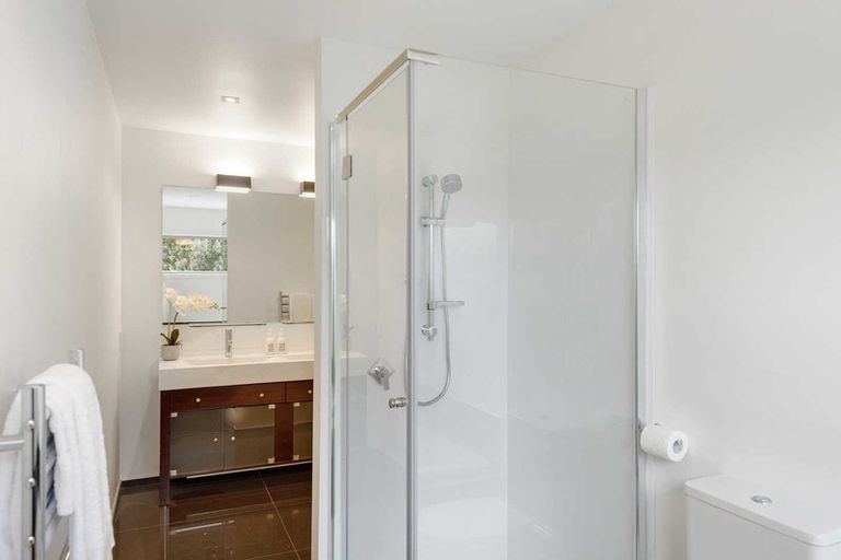 Photo of property in 243 Ilam Road, Ilam, Christchurch, 8041