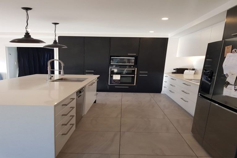 Photo of property in 71 Bayliss Drive, Kaiapoi, 7630