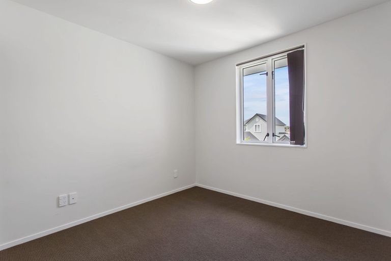 Photo of property in 87 Grove Road, Papakura, 2110