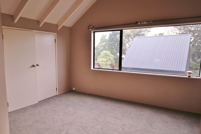 Photo of property in 23/24 Beswick Place, Birkdale, Auckland, 0626