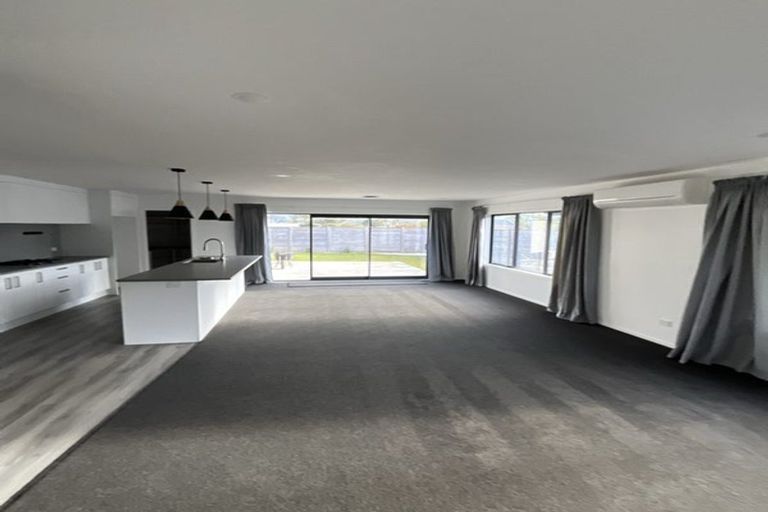 Photo of property in 26 Filmer Crescent, Wallaceville, Upper Hutt, 5018
