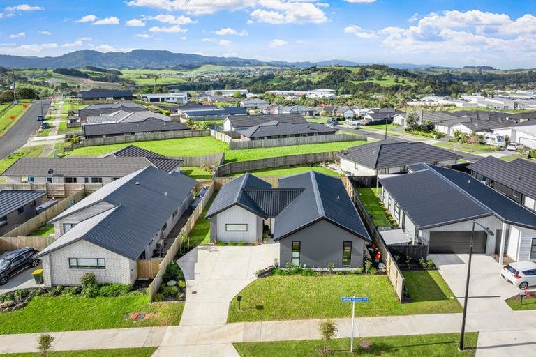 Photo of property in 5 Lachlan Thompson Drive, Warkworth, 0910