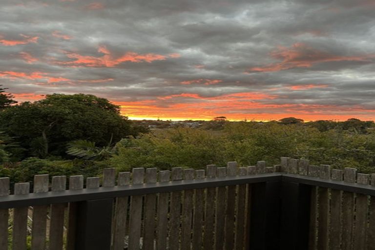 Photo of property in 50a Aramoana Avenue, Devonport, Auckland, 0624