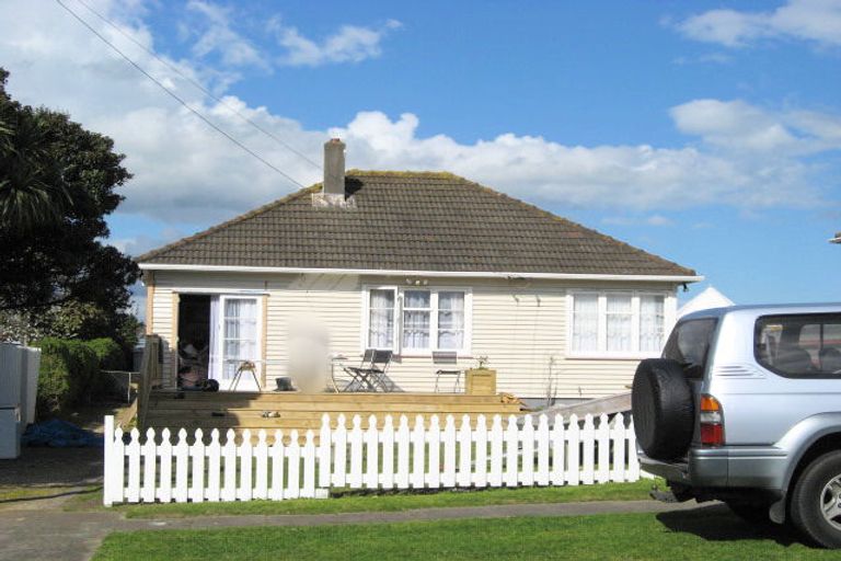 Photo of property in 13 Brooking Street, Tawhero, Whanganui, 4501