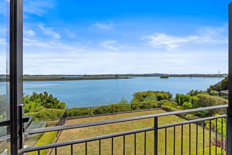 Photo of property in 57 Milano Boulevard, Karaka, Papakura, 2113