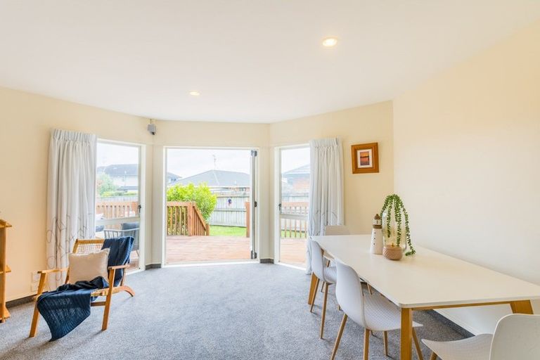 Photo of property in 6 Rifleman Lane, Paraparaumu Beach, Paraparaumu, 5032