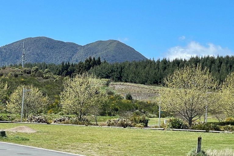 Photo of property in 25 Victoria Street, Richmond Heights, Taupo, 3330