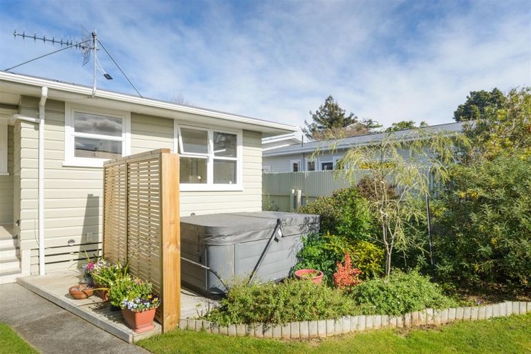 Photo of property in 10 Bond Street, Marton, 4710