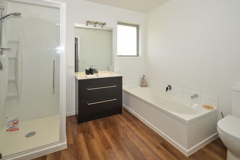 Photo of property in 66 Grandvista Drive, Green Island, Dunedin, 9018