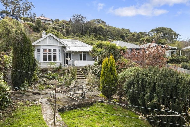 Photo of property in 331 Ravensbourne Road, Maia, Dunedin, 9022