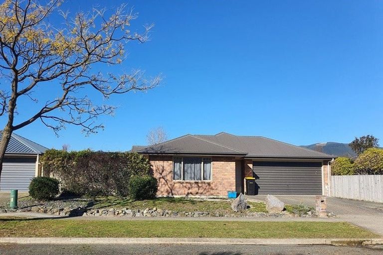 Photo of property in 14 Allport Place, Stoke, Nelson, 7011