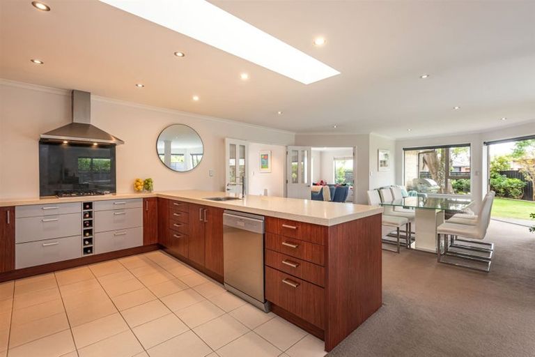 Photo of property in 22 John Campbell Crescent, Hillmorton, Christchurch, 8024