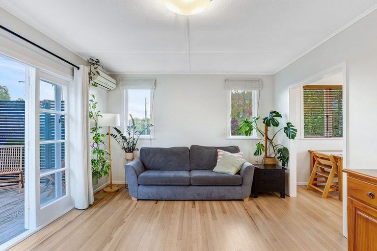Photo of property in 1/73 Verbena Road, Birkdale, Auckland, 0626