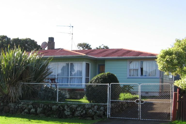 Photo of property in 37 Clayton Avenue, Otara, Auckland, 2023