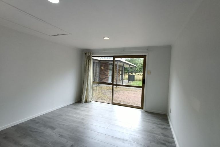 Photo of property in 28 Blackbridge Road, Dairy Flat, Albany, 0794