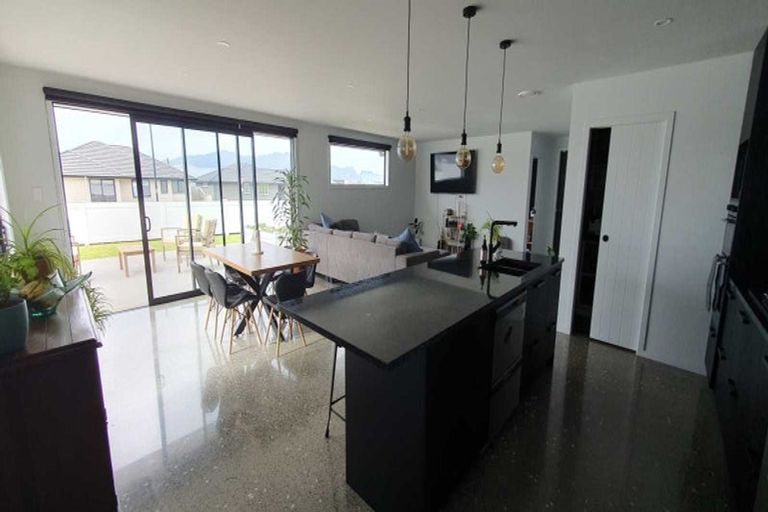 Photo of property in 15 Saint Michael Crescent, One Tree Point, 0118