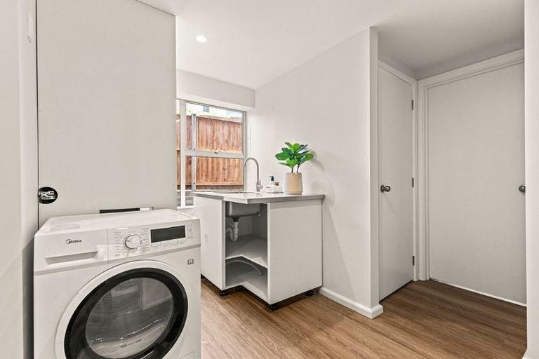 Photo of property in 6 Soleares Avenue, Mount Pleasant, Christchurch, 8081