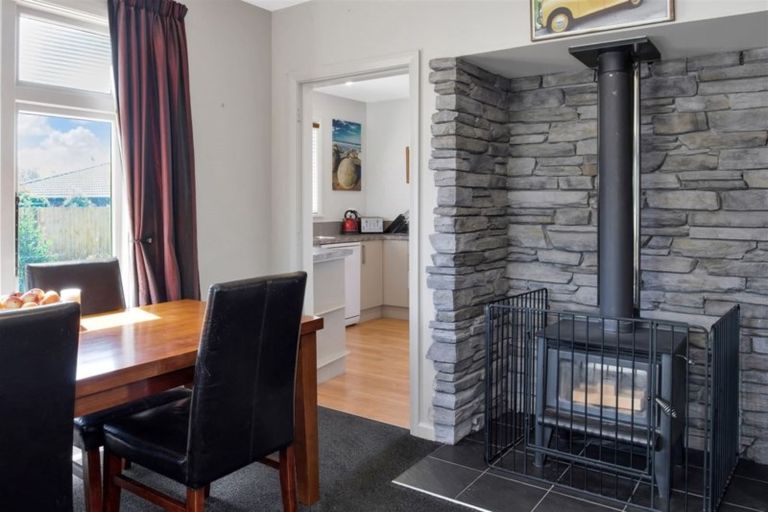 Photo of property in 13 Church Street, Oxford, 7430