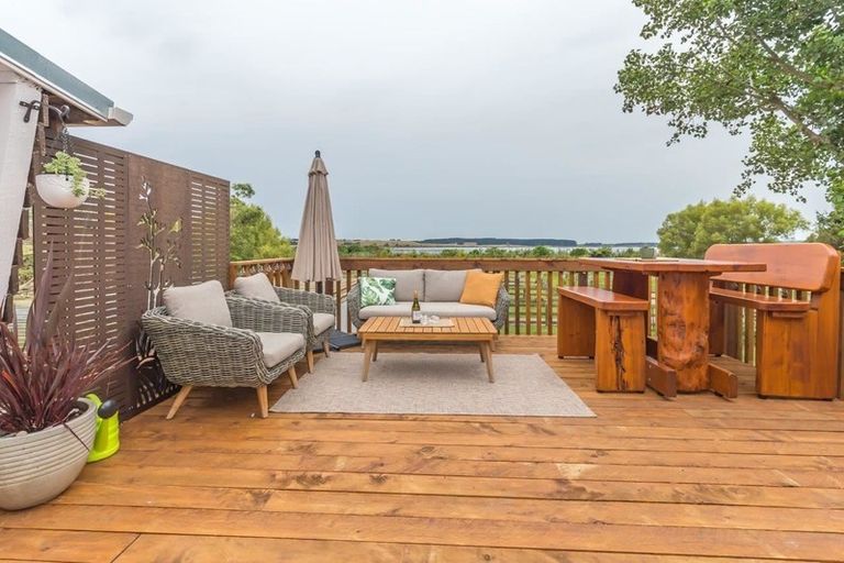 Photo of property in 328 Hokio Beach Road, Hokio Beach, Levin, 5571