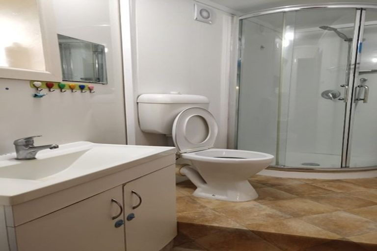 Photo of property in 33 Cherry Road, Bucklands Beach, Auckland, 2014