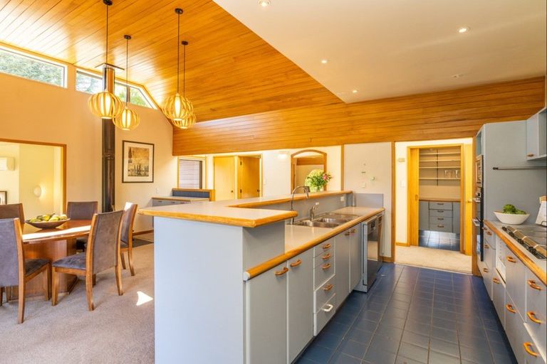 Photo of property in 9 Arrowtown-lake Hayes Road, Lake Hayes, Queenstown, 9371