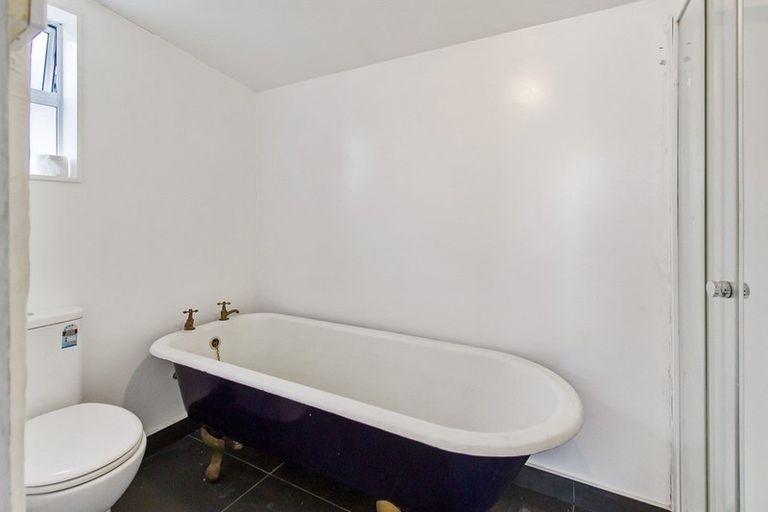 Photo of property in 111 Church Street, Seaview, Timaru, 7910