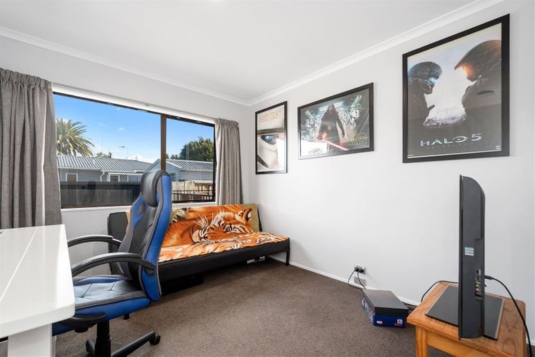 Photo of property in 33b Doncaster Drive, Papamoa Beach, Papamoa, 3118