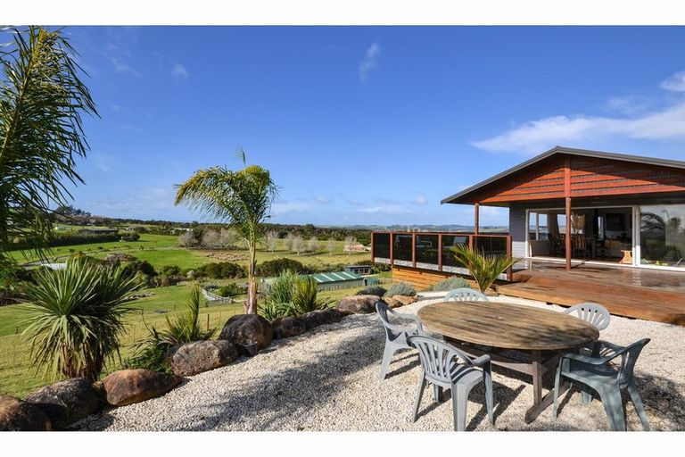 Photo of property in 129b Rangitane Road, Kerikeri, 0294