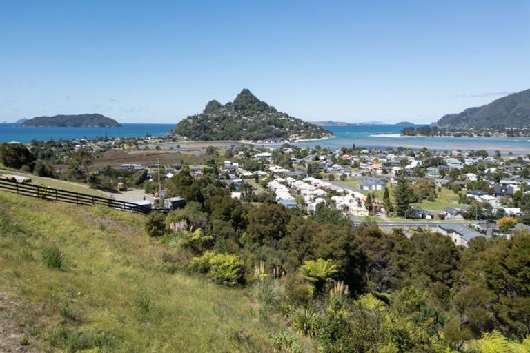 Photo of property in 6 Mason Rise, Tairua, 3508