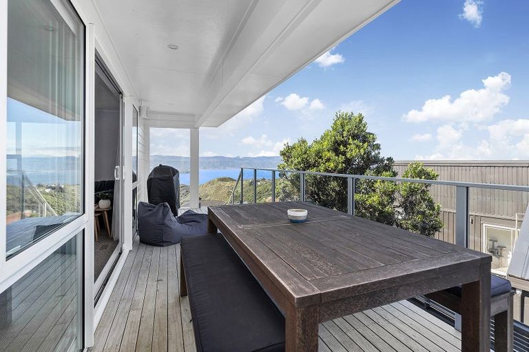 Photo of property in 6 Nagpur Terrace, Broadmeadows, Wellington, 6035